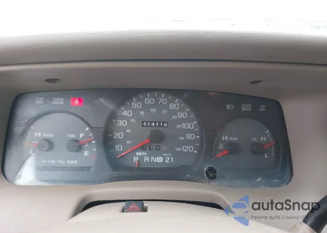 2005 Mercury Grand Marquis Gs from USA, damaged, VIN 2MEFM74W55X671628